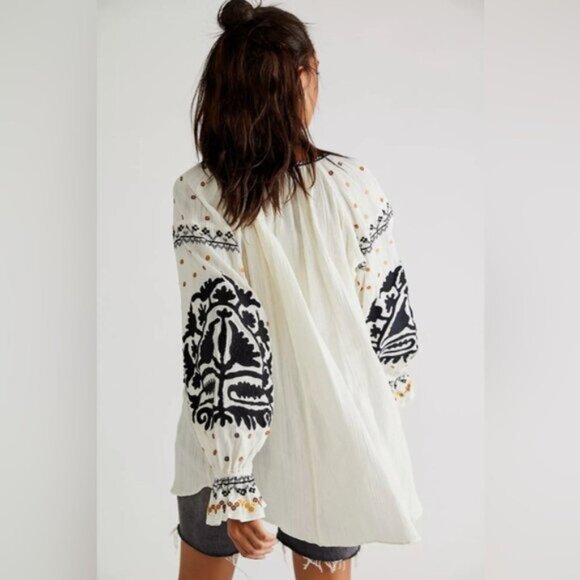 Free People Tallie embroidered tunic in the ivory combo color- 100% Cotton - Picture 2 of 12